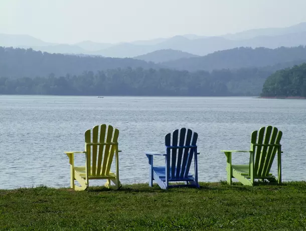 Chairs by lake 